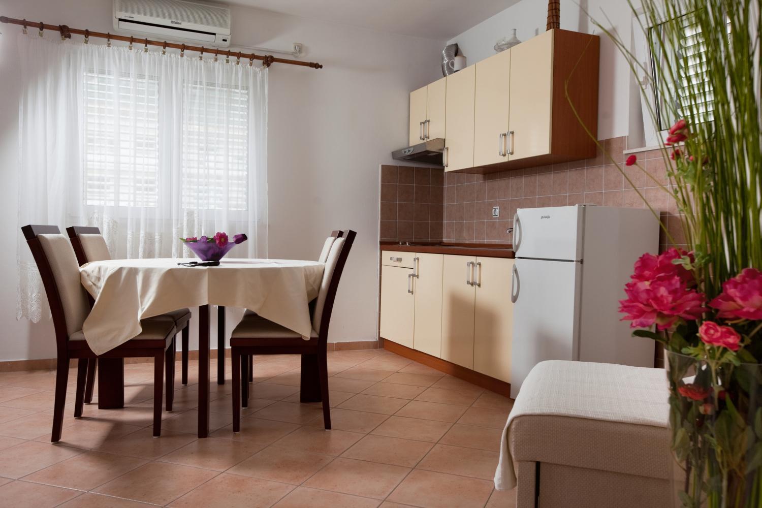 Agava Apartments Begic Makarska Eksteriør bilde